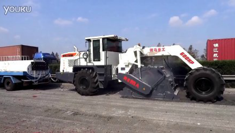 WR2300E，上海高速公路路基冷再生