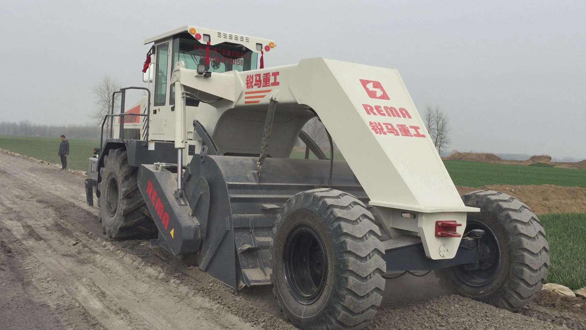 RZ500，渦陽(yáng)灰土路基冷再生