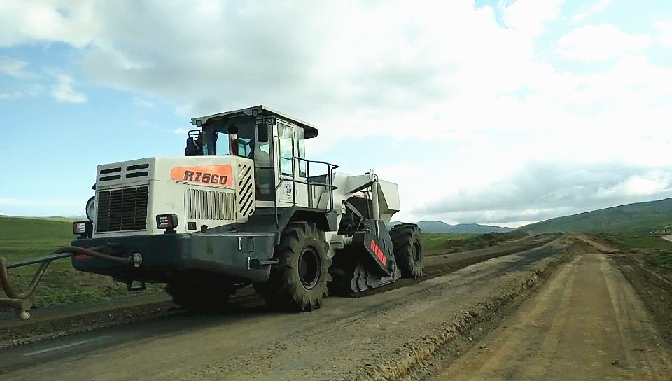 RZ560，蒙古大草原冷再生